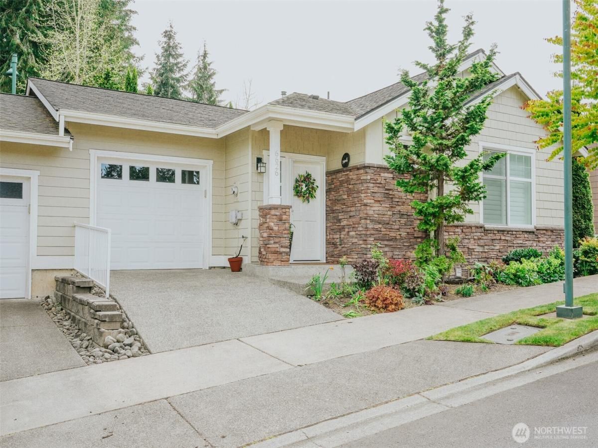 MLS #NWM2376653 image #0