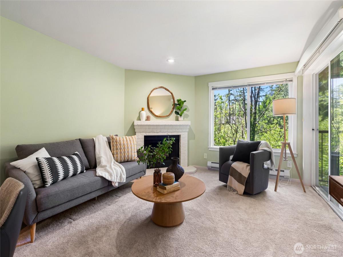 MLS #NWM2376846 image #0
