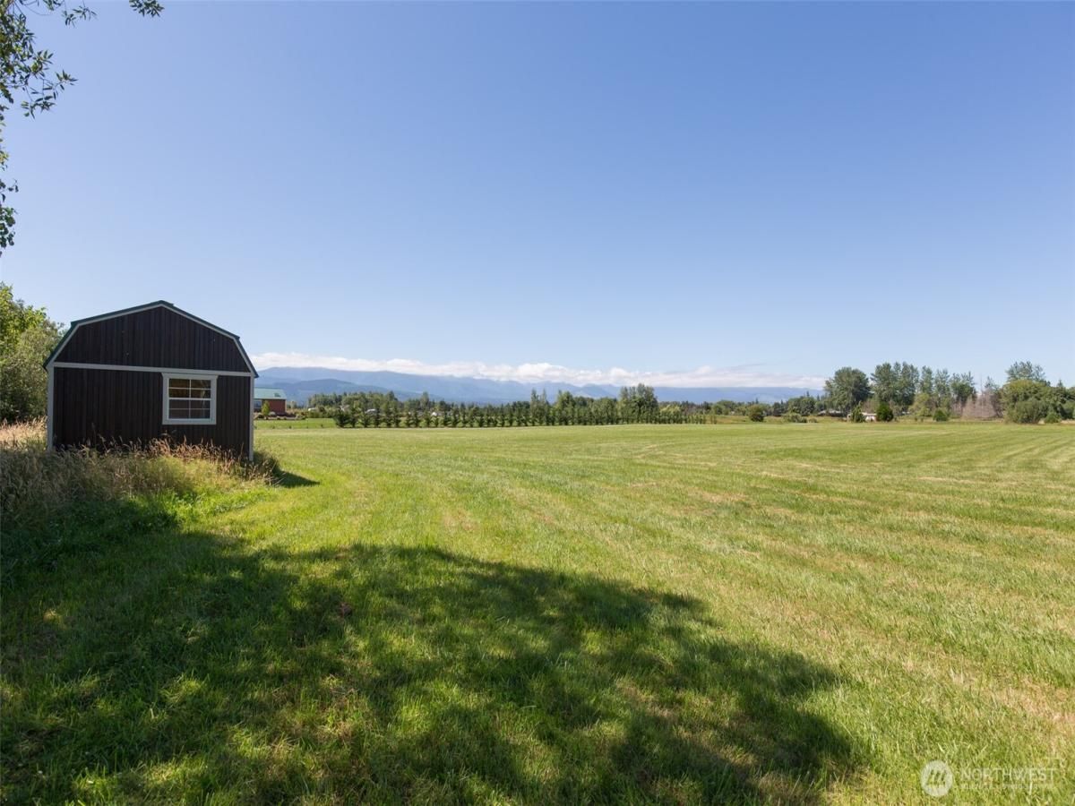MLS #NWM2376879 image #0