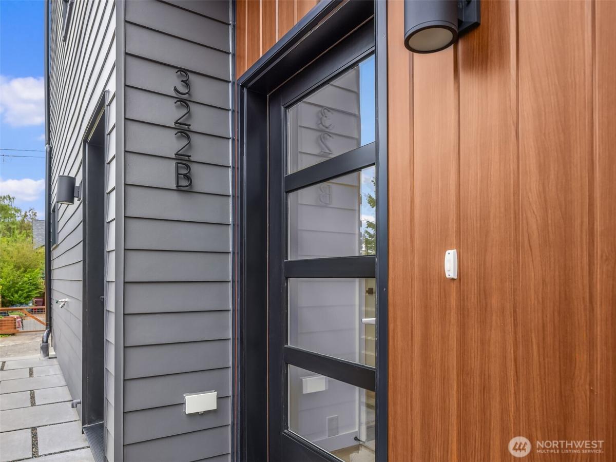 MLS #NWM2377472 image #0