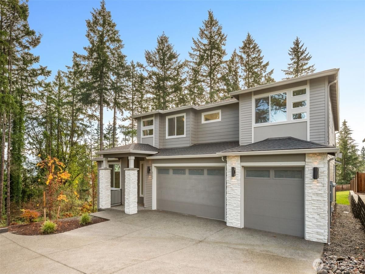 MLS #NWM2377878 image #0