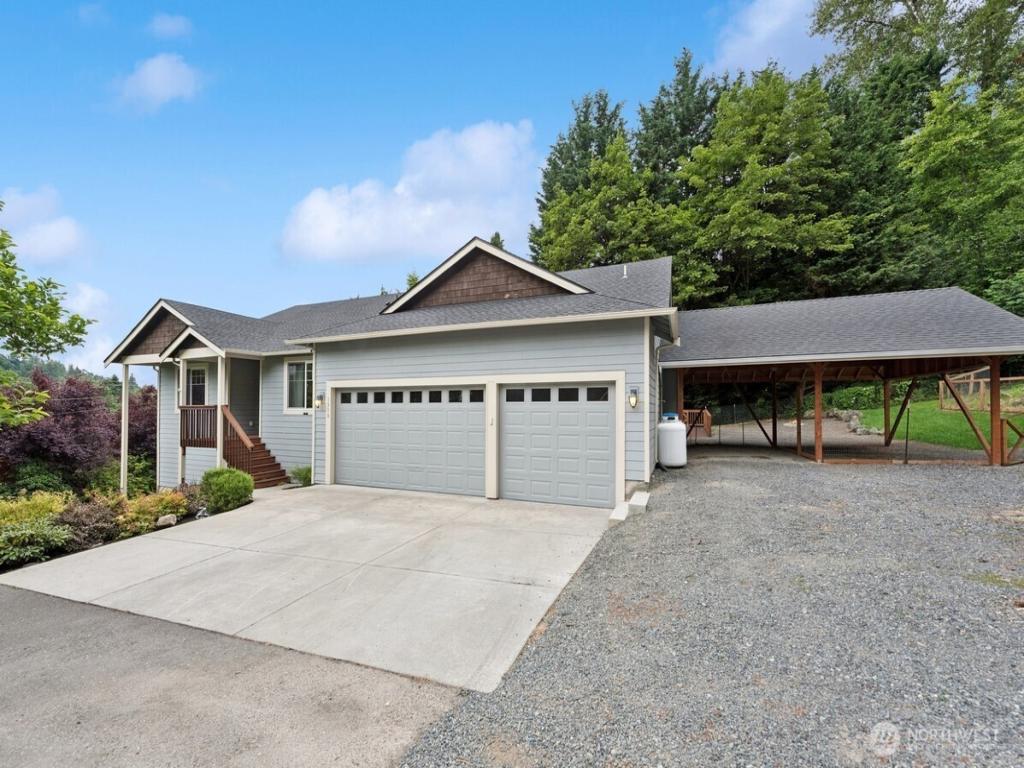 MLS #NWM2378224 image #0