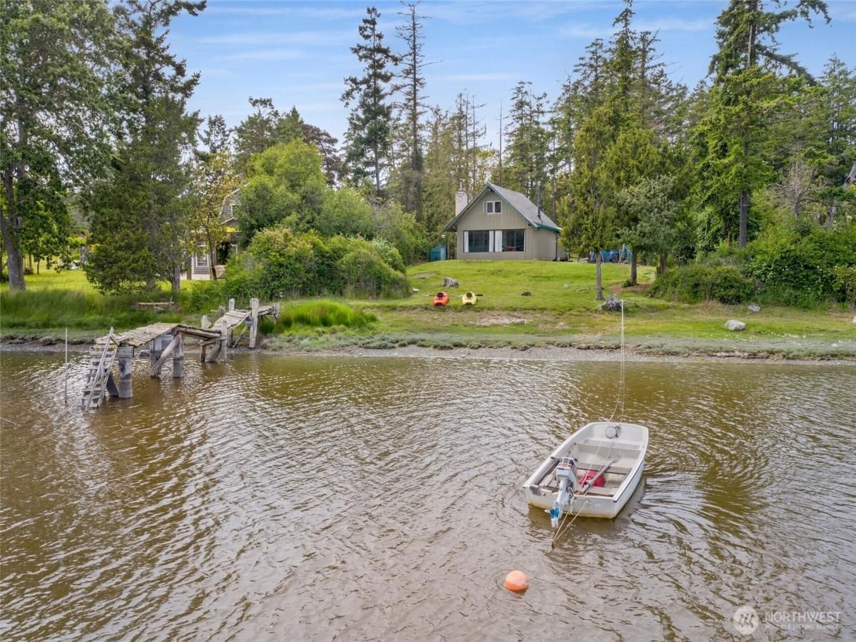 MLS #NWM2378385 image #0
