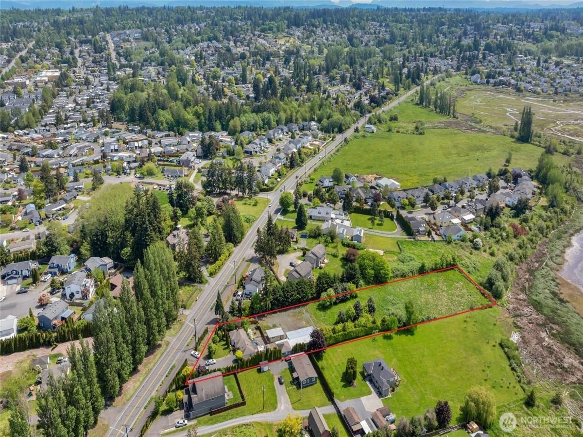 MLS #NWM2378429 image #0
