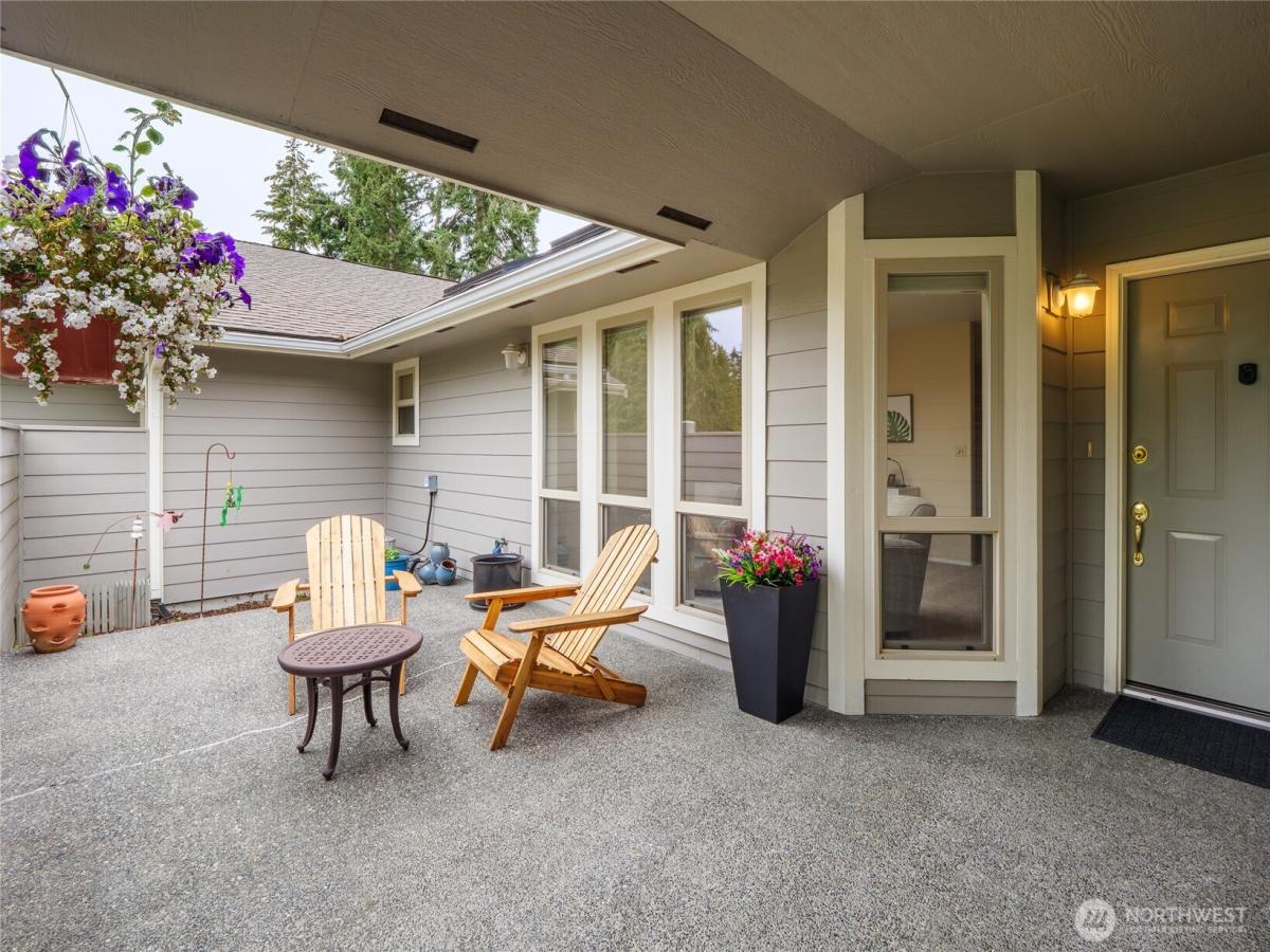 MLS #NWM2378542 image #0