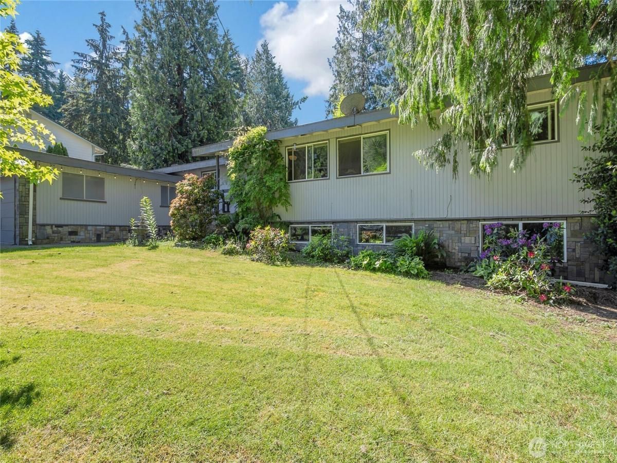 MLS #NWM2378937 image #0