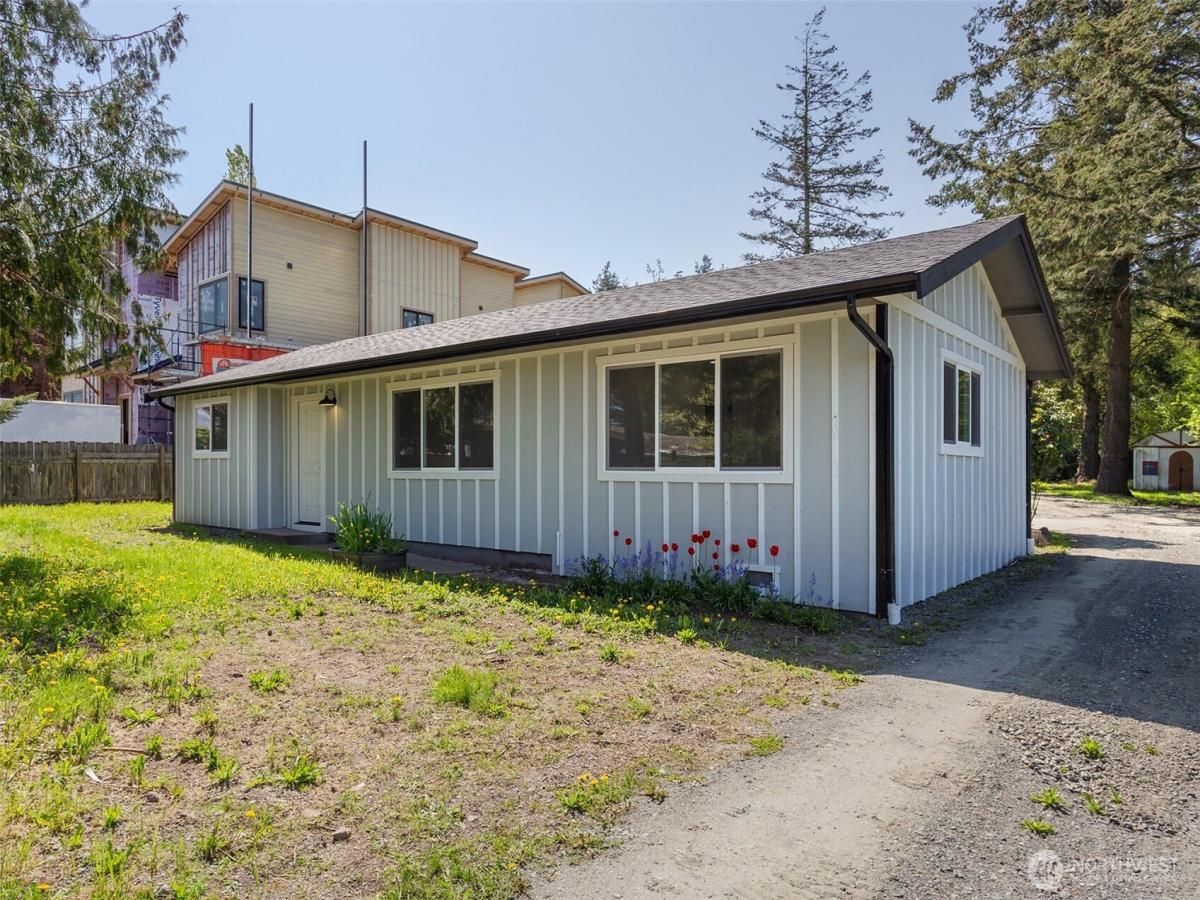 MLS #NWM2379083 image #0