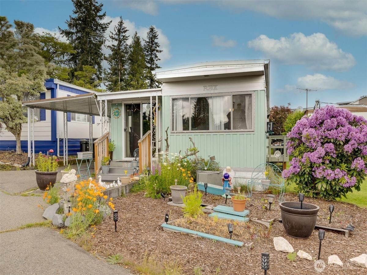 MLS #NWM2379251 image #0