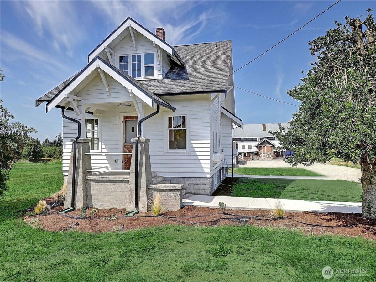 MLS #NWM2379257 image #0