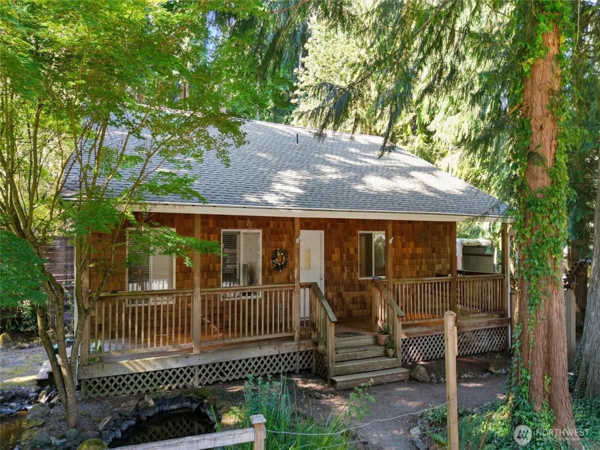 MLS #NWM2379546 image #0
