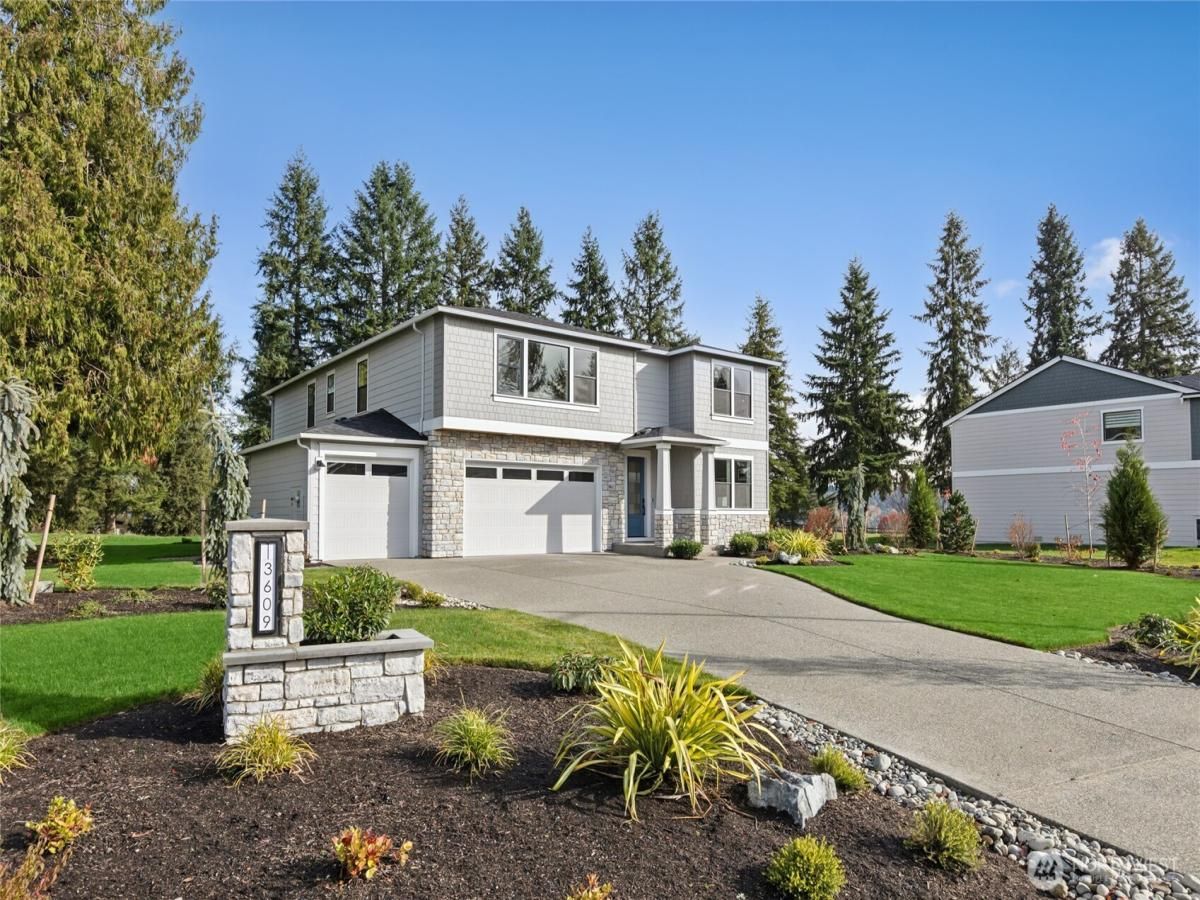 MLS #NWM2379616 image #0