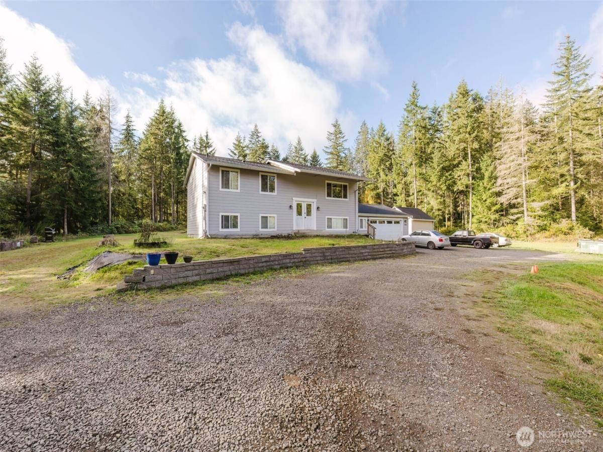 MLS #NWM2379626 image #0