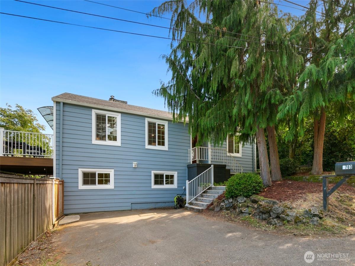 MLS #NWM2379694 image #0