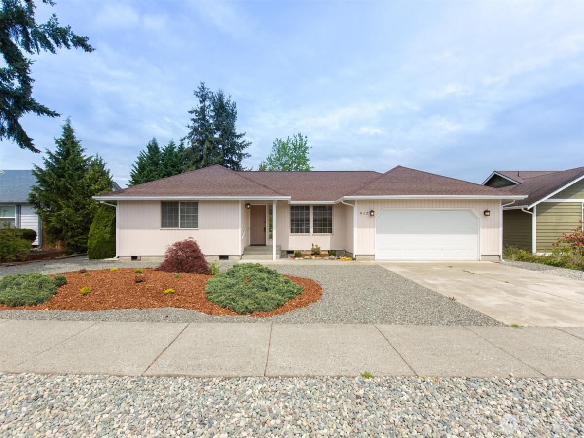 MLS #NWM2380651 image #0