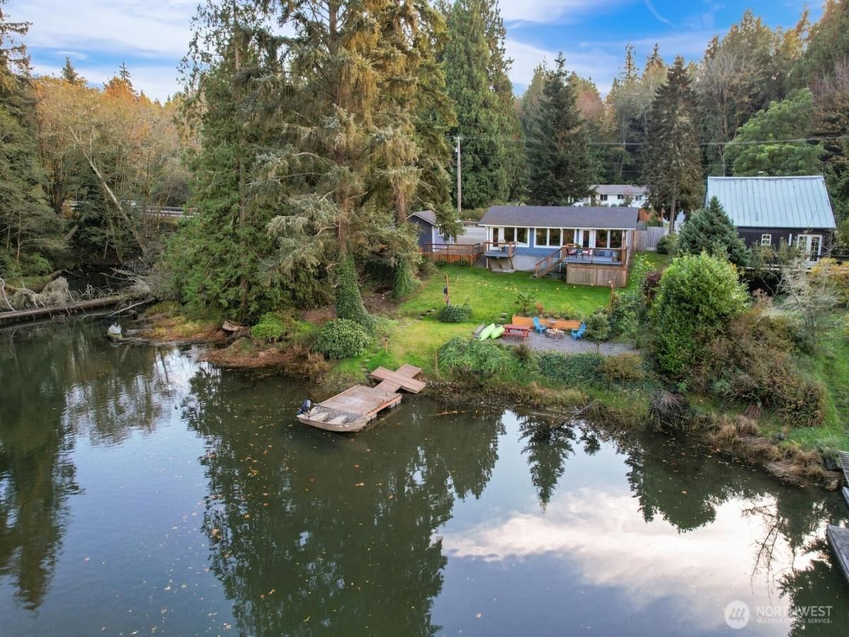 MLS #NWM2380654 image #0