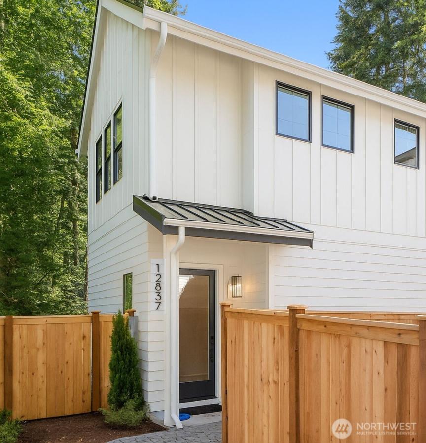 MLS #NWM2380844 image #0