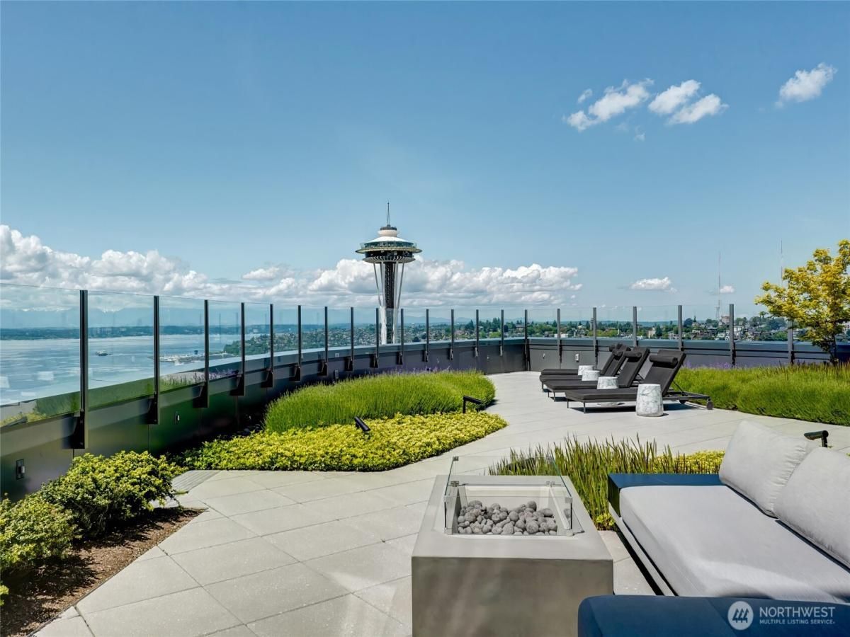 MLS #NWM2380861 image #0