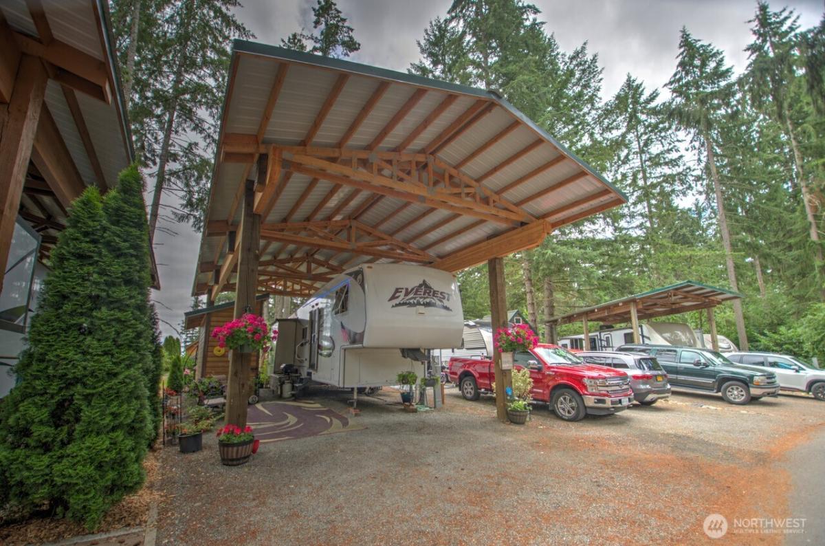 MLS #NWM2381449 image #0