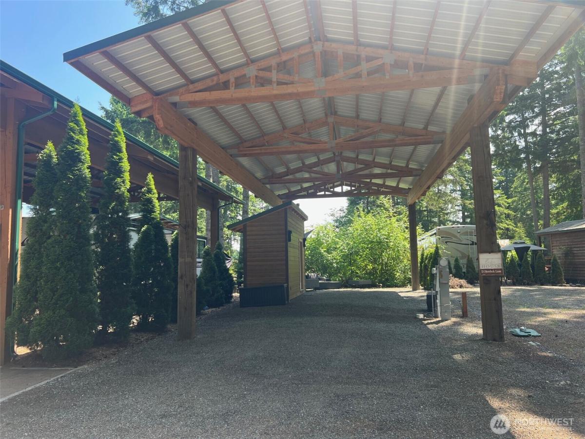 MLS #NWM2381449 image #0