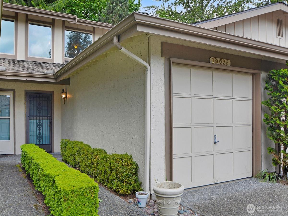 MLS #NWM2381547 image #0