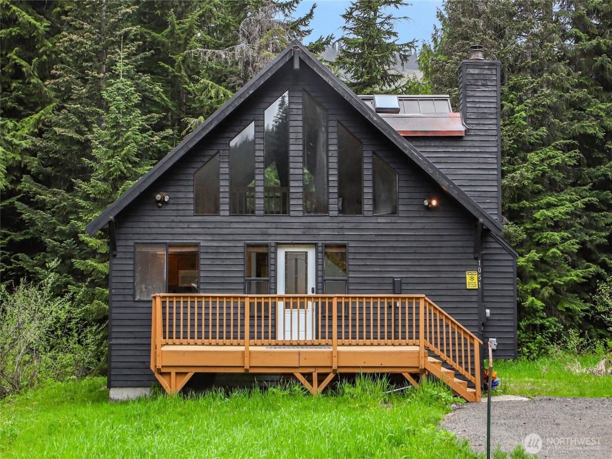 MLS #NWM2381664 image #0