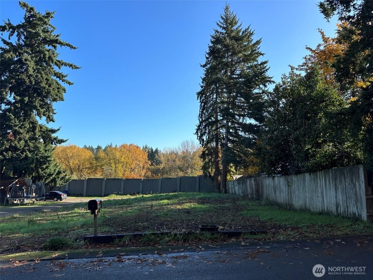 MLS #NWM2381795 image #0