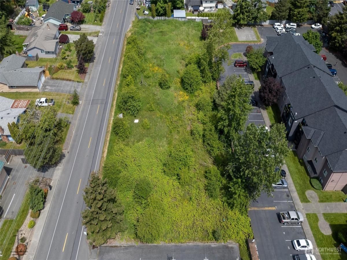 MLS #NWM2381834 image #0