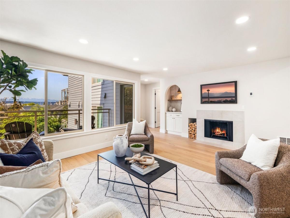 MLS #NWM2381927 image #0