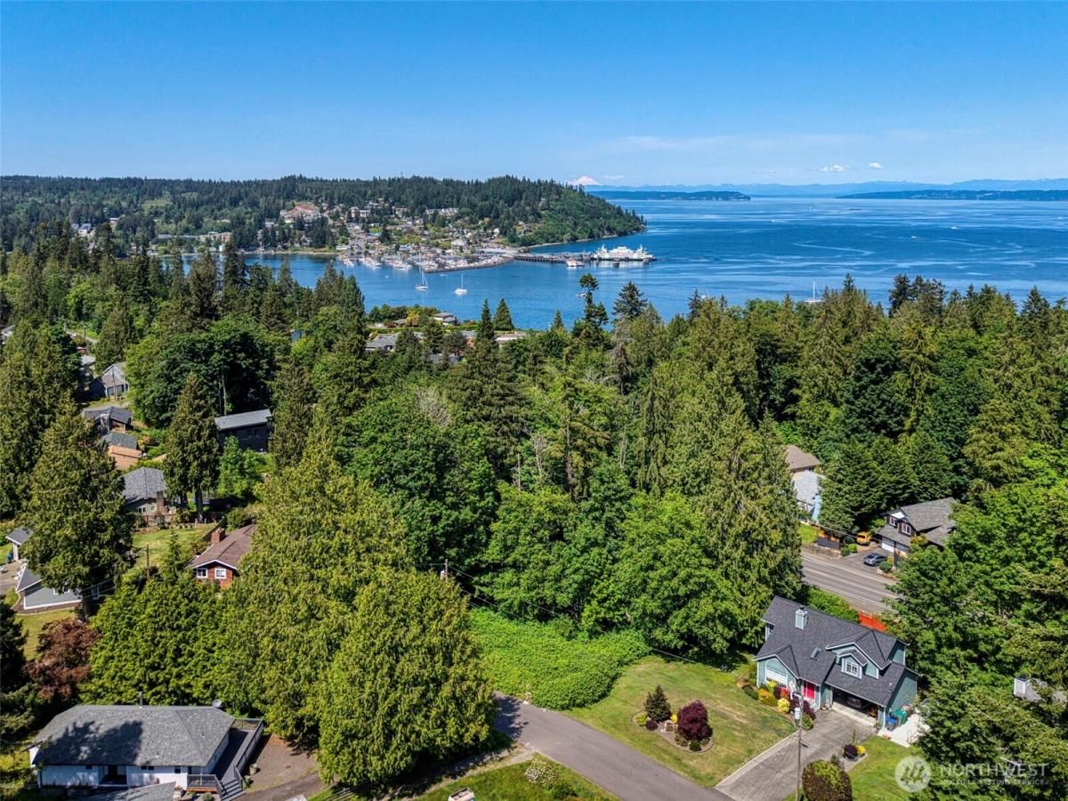 MLS #NWM2382020 image #0