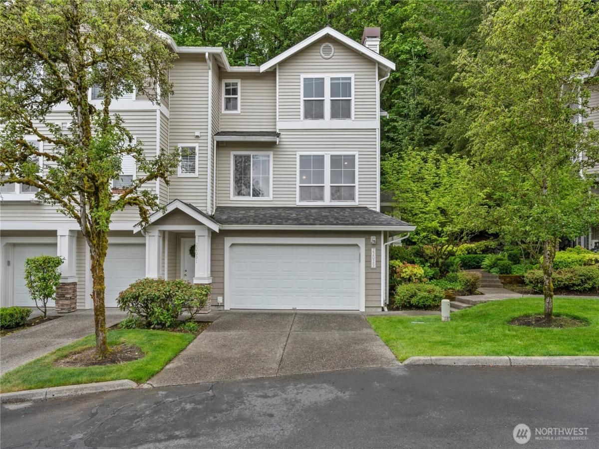 MLS #NWM2382525 image #0