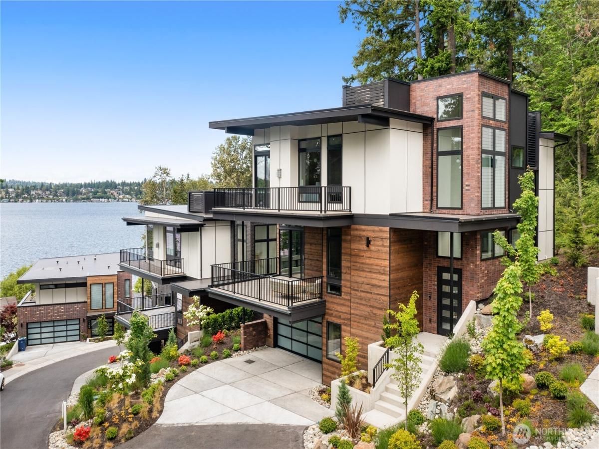 MLS #NWM2382612 image #0