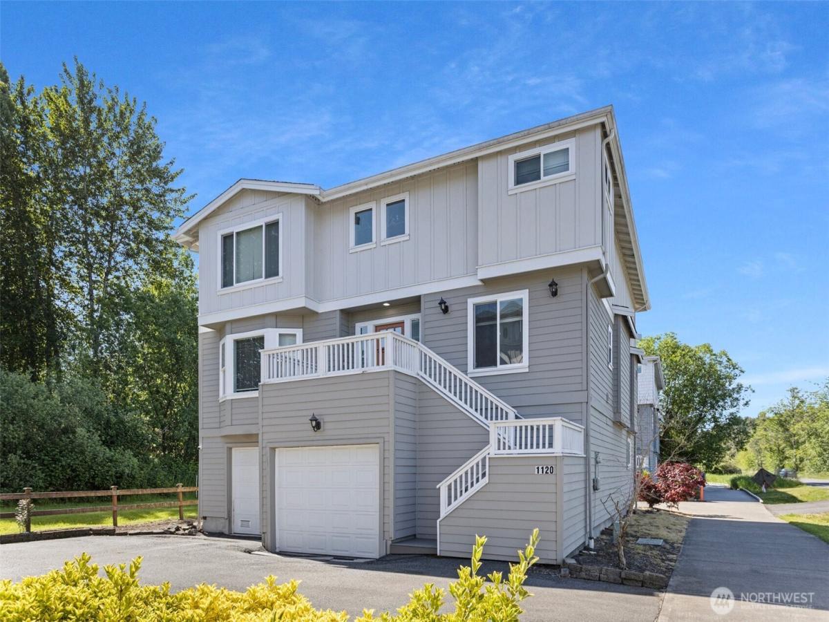 MLS #NWM2382675 image #0