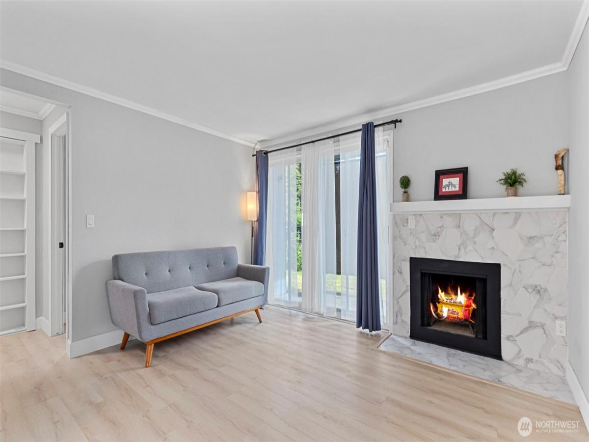 MLS #NWM2383151 image #0