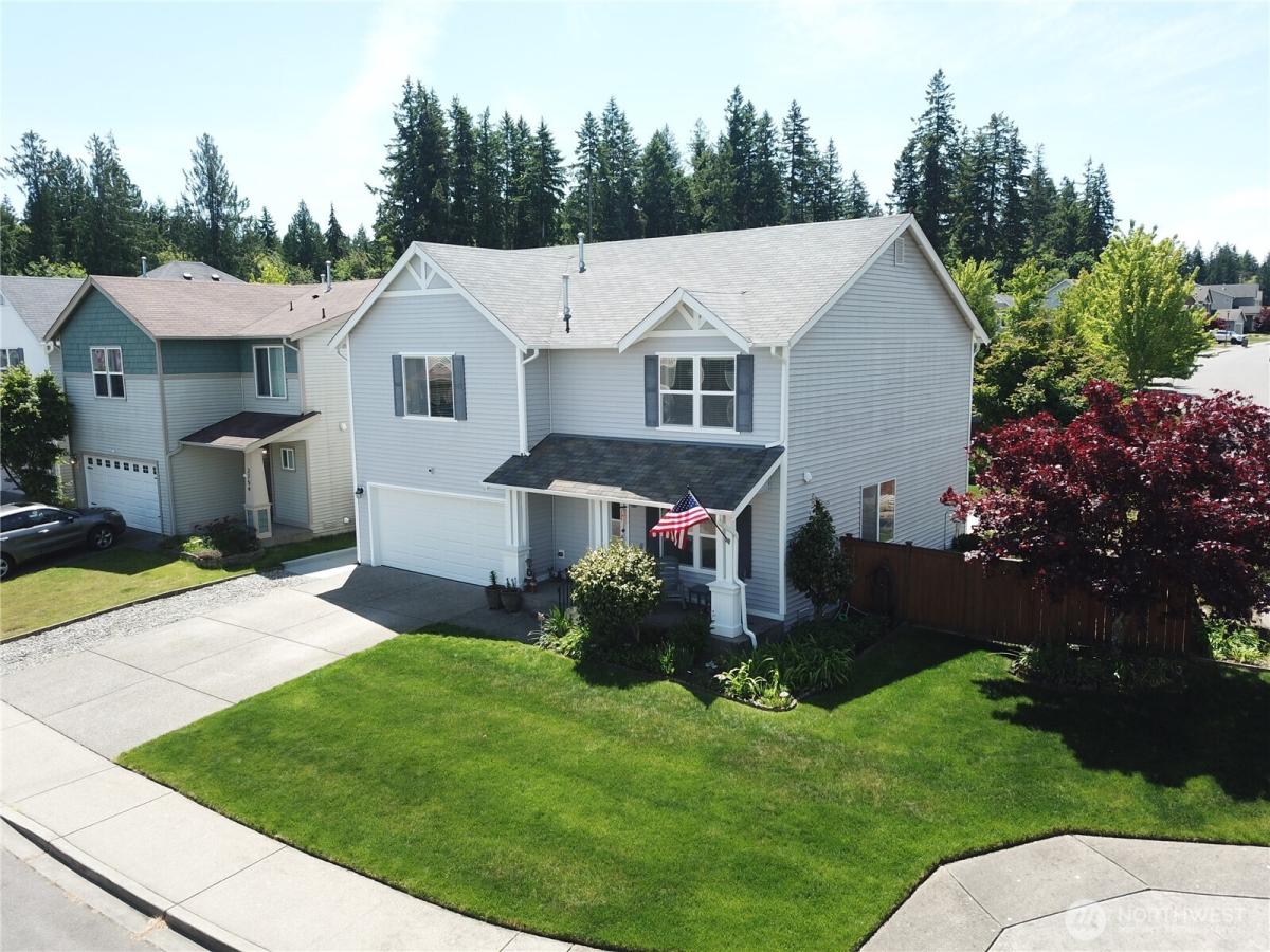 MLS #NWM2383157 image #0