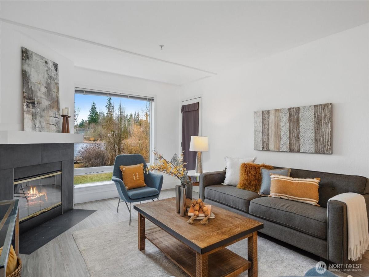 MLS #NWM2384293 image #0