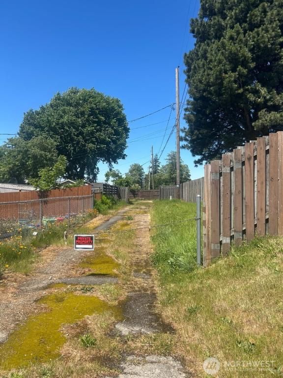 MLS #NWM2384378 image #0