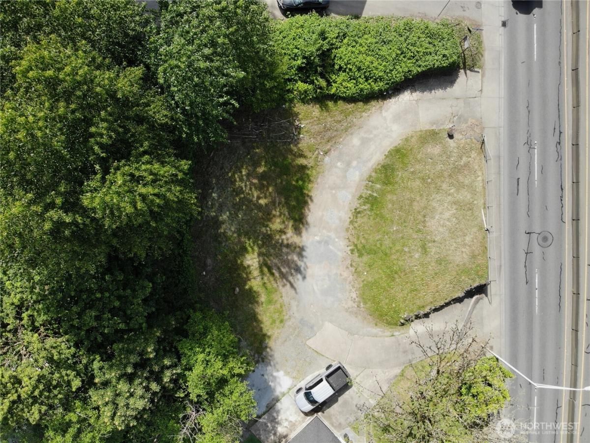 MLS #NWM2384550 image #0