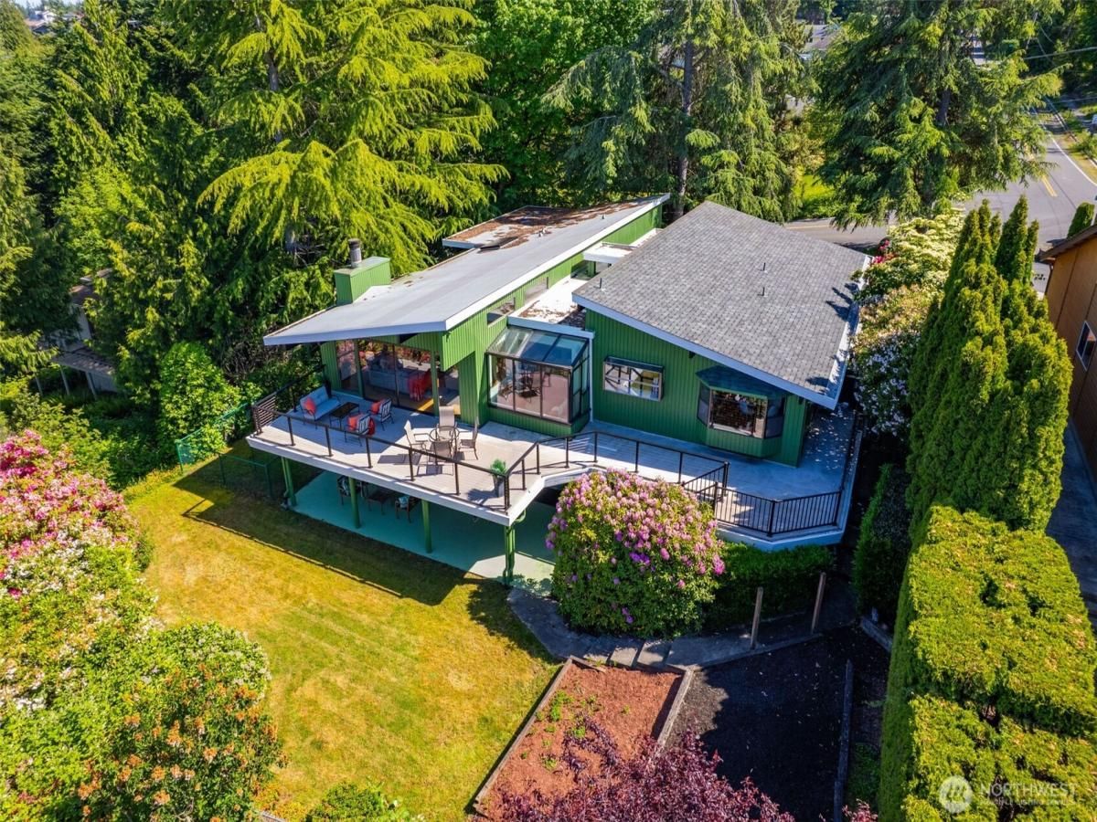 MLS #NWM2384654 image #0