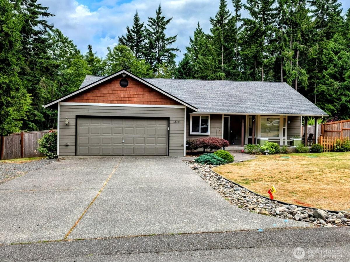 MLS #NWM2384762 image #0