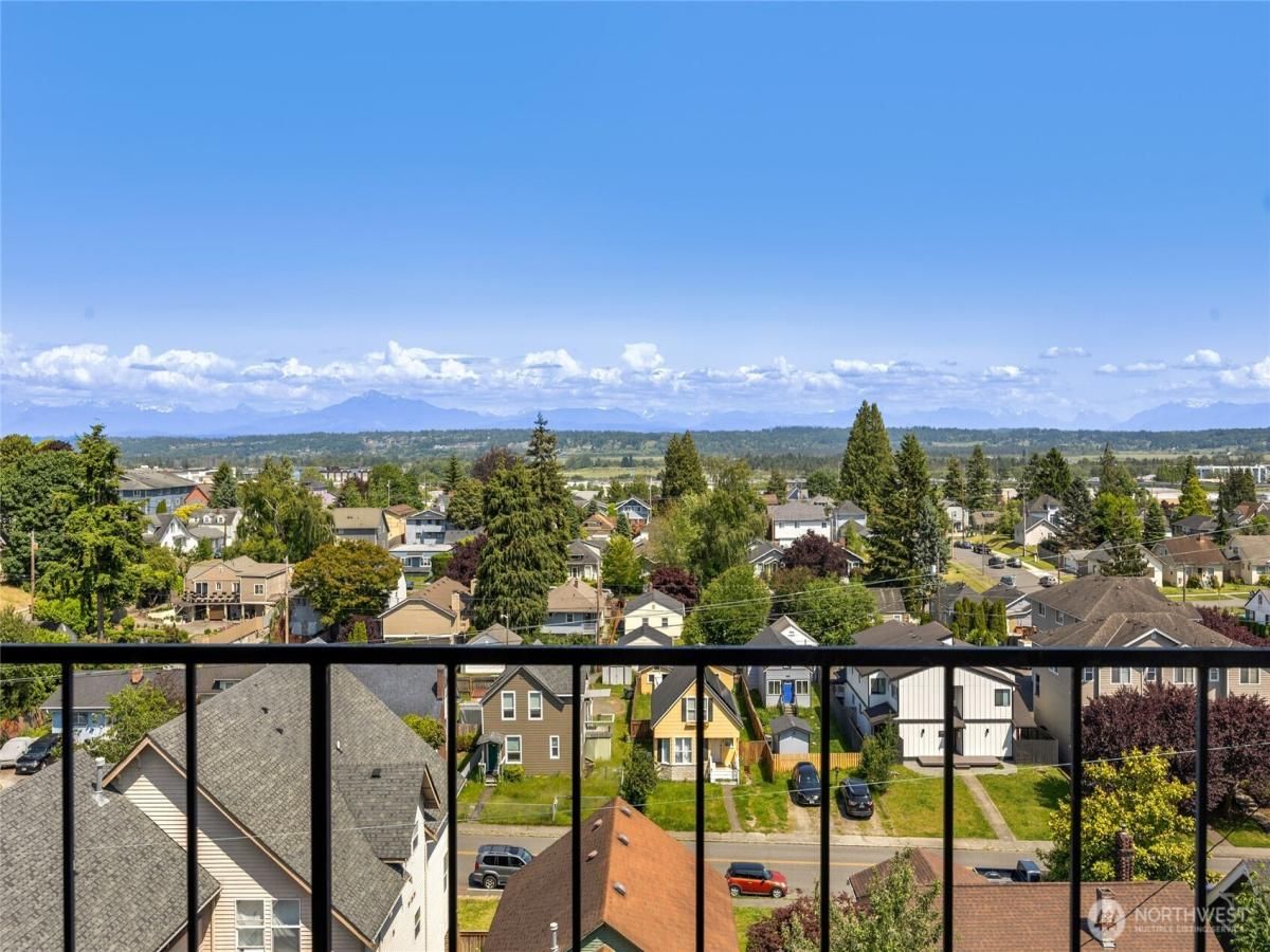 MLS #NWM2385276 image #0