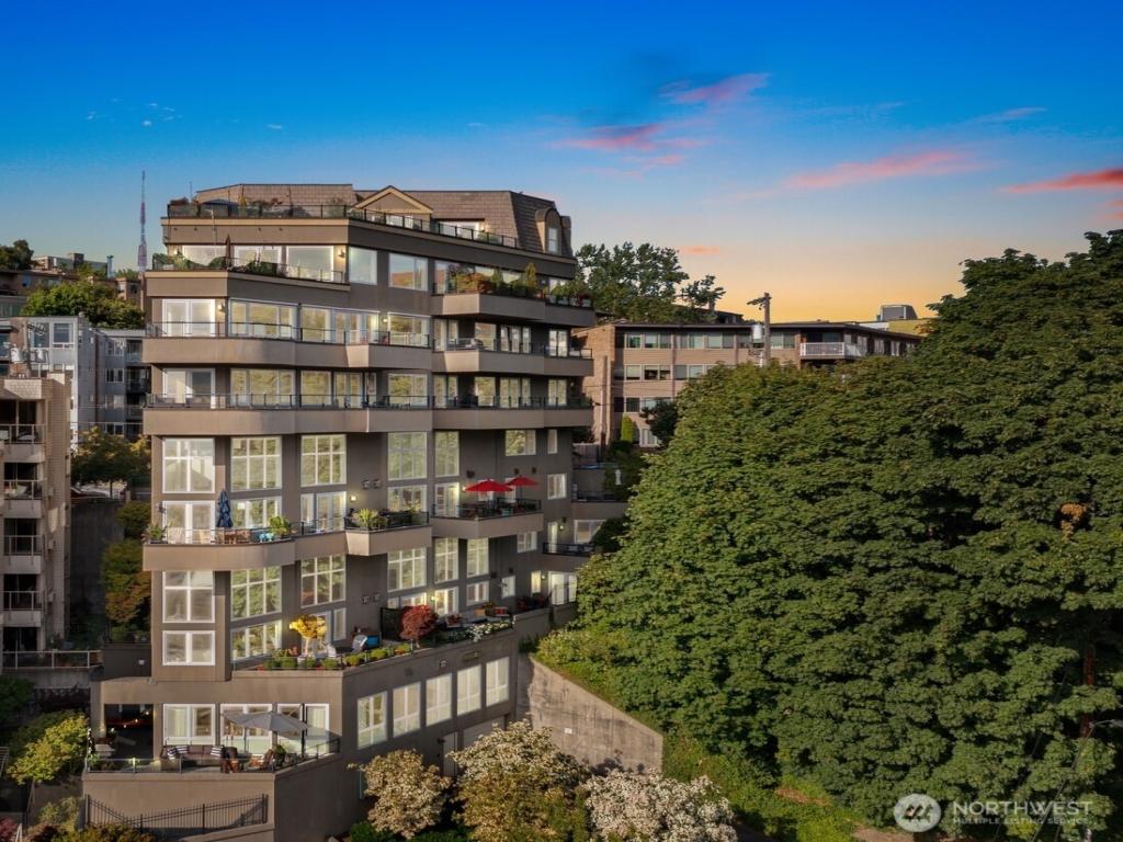 MLS #NWM2385551 image #0