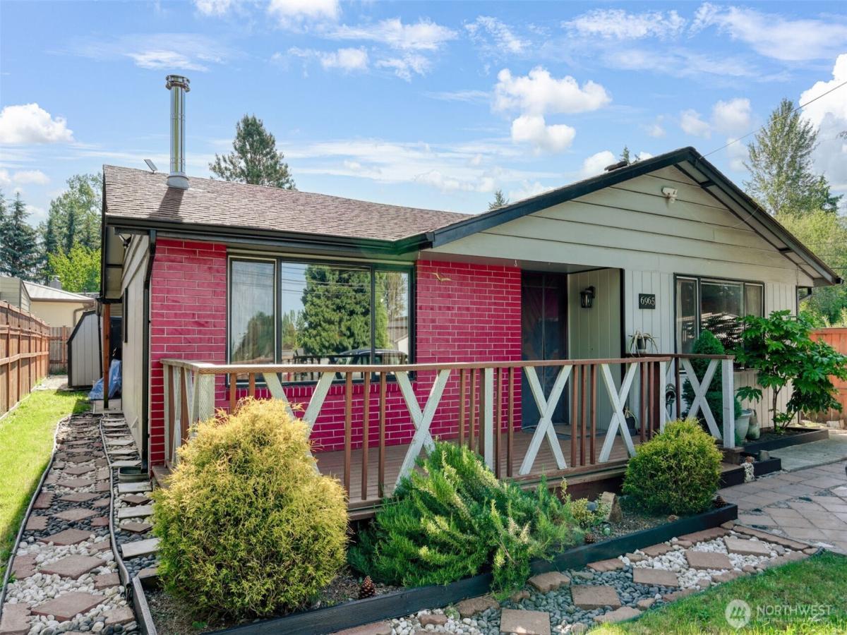 MLS #NWM2385837 image #0