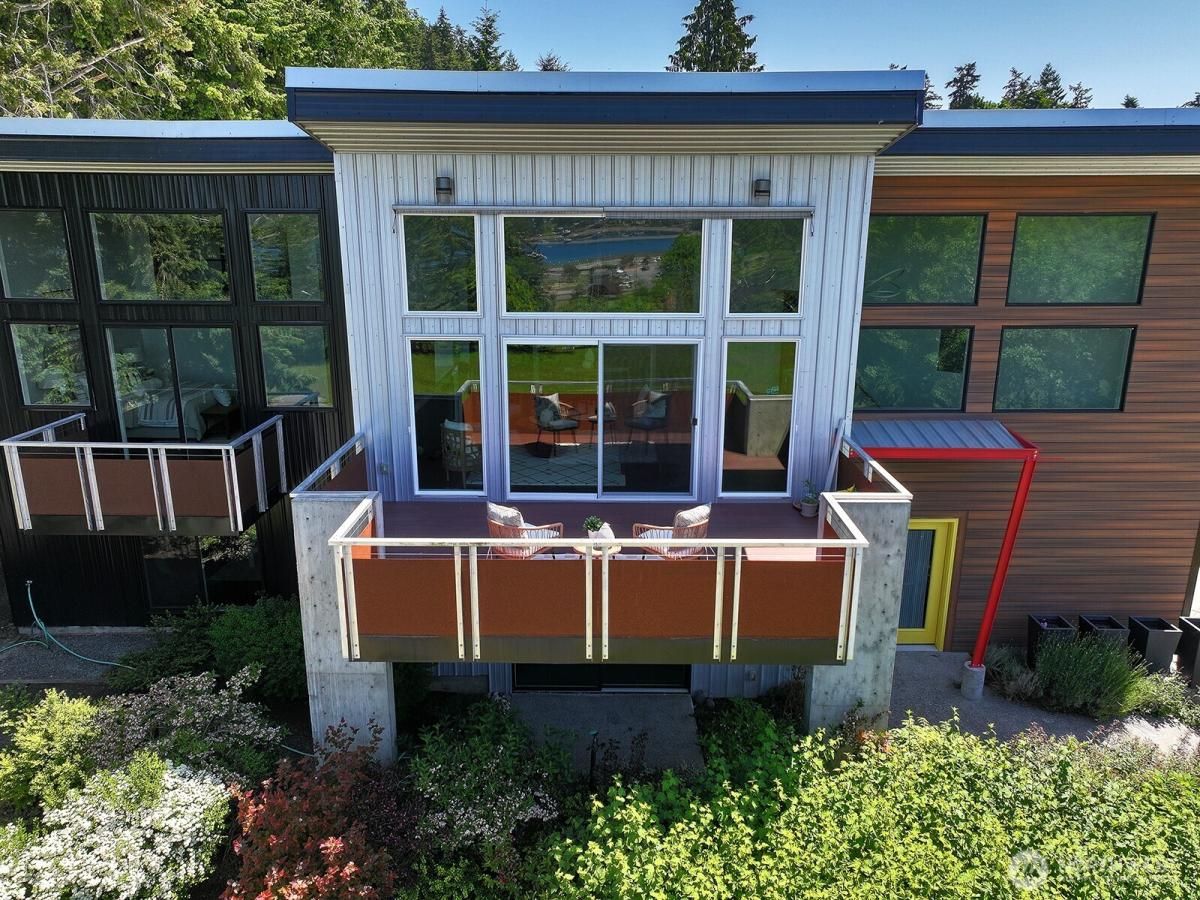 MLS #NWM2385963 image #0