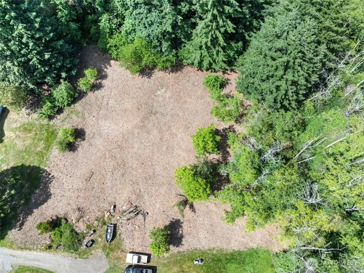 MLS #NWM2386197 image #0