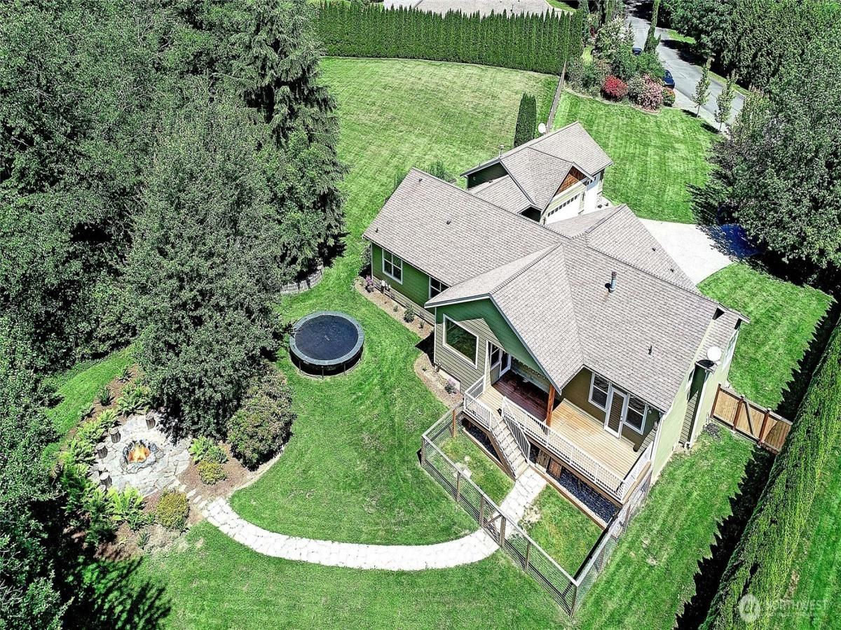 MLS #NWM2386726 image #0