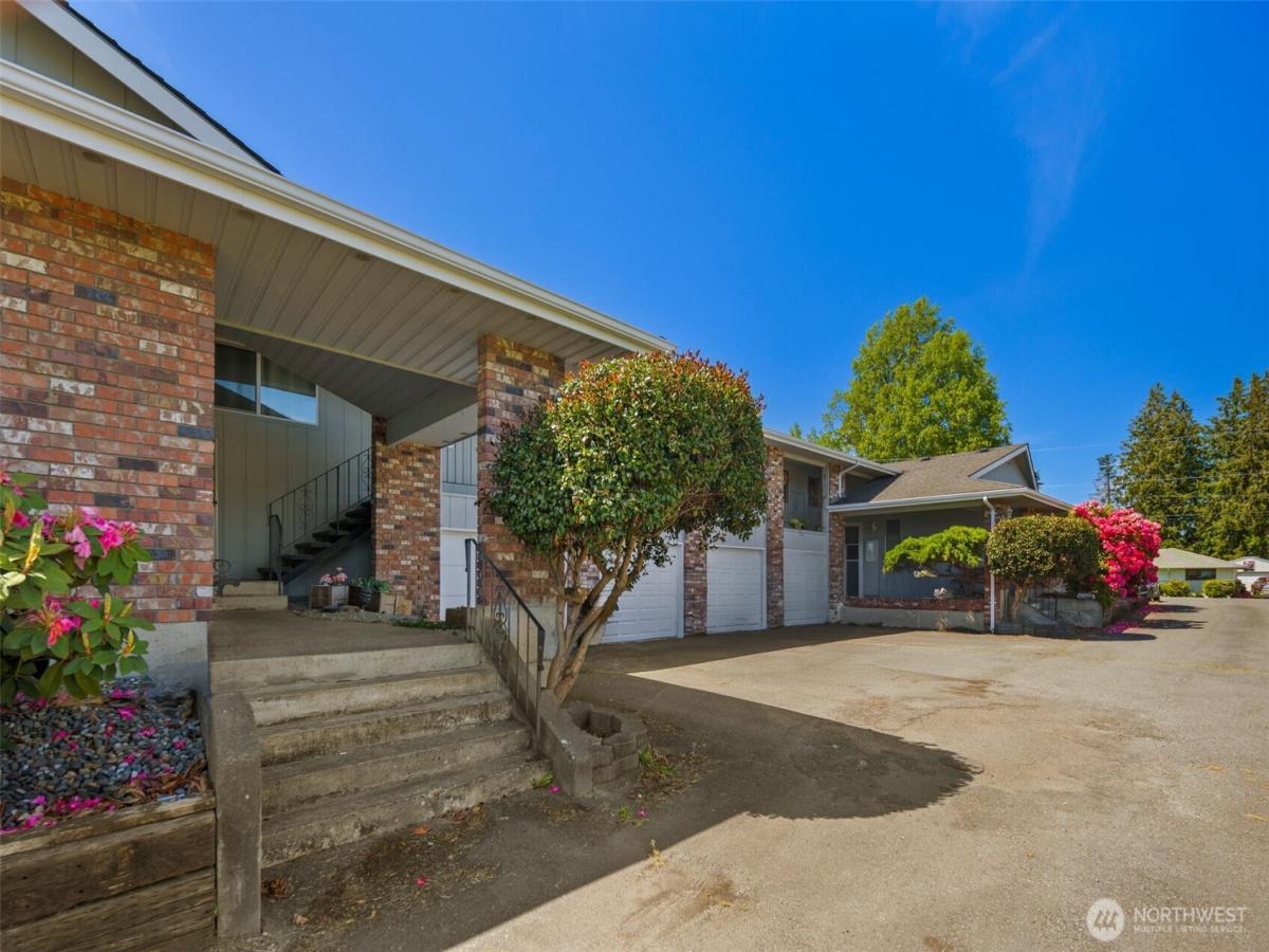 MLS #NWM2386848 image #0