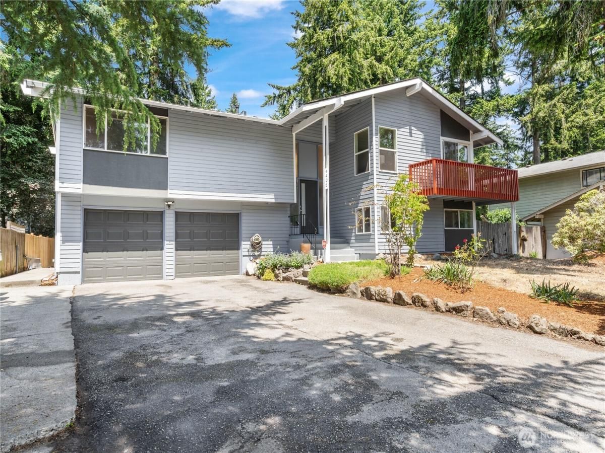 MLS #NWM2386968 image #0