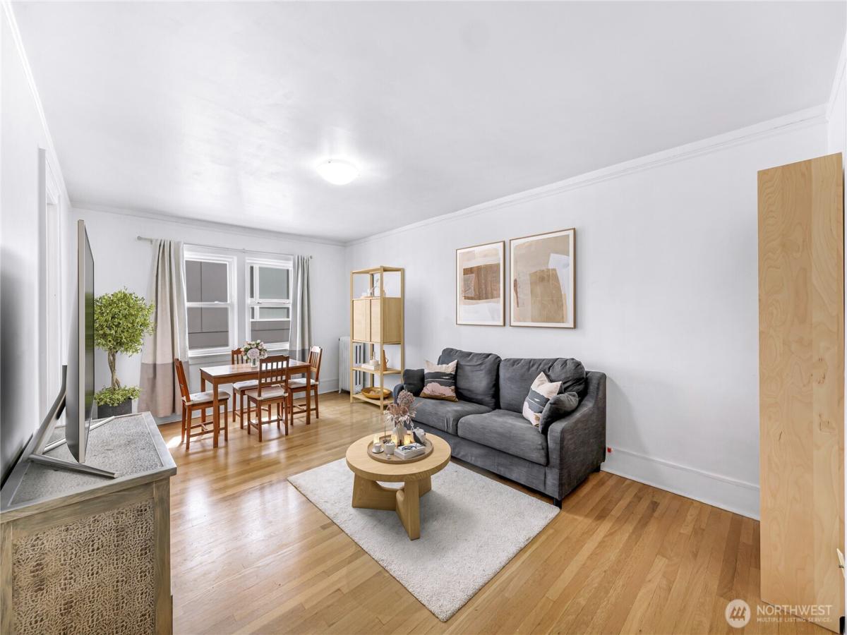 MLS #NWM2387079 image #0