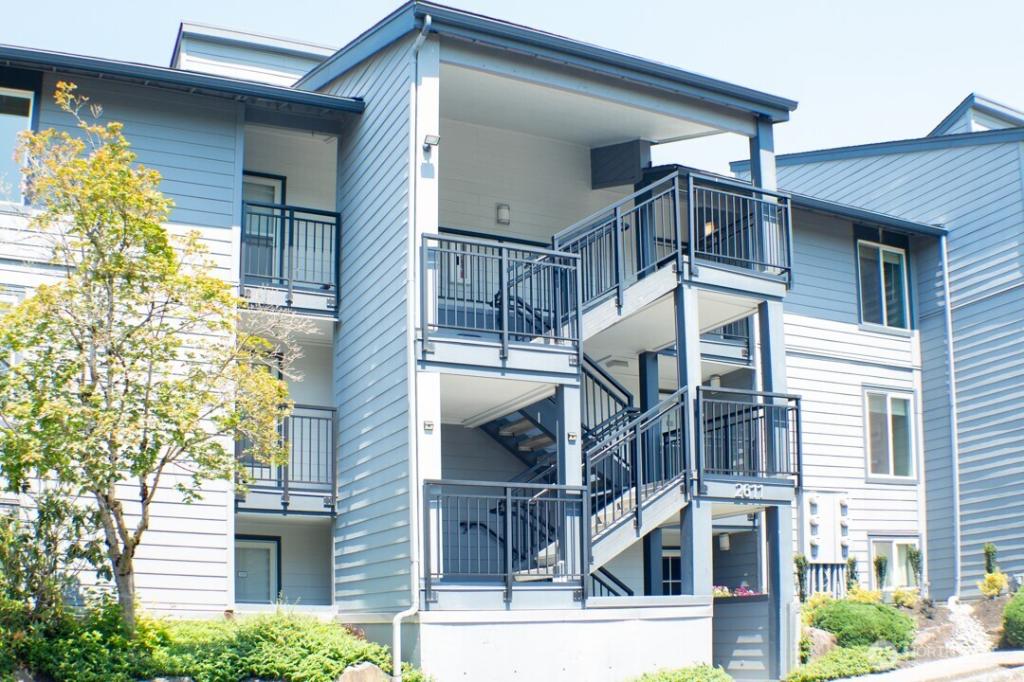 MLS #NWM2388434 image #0