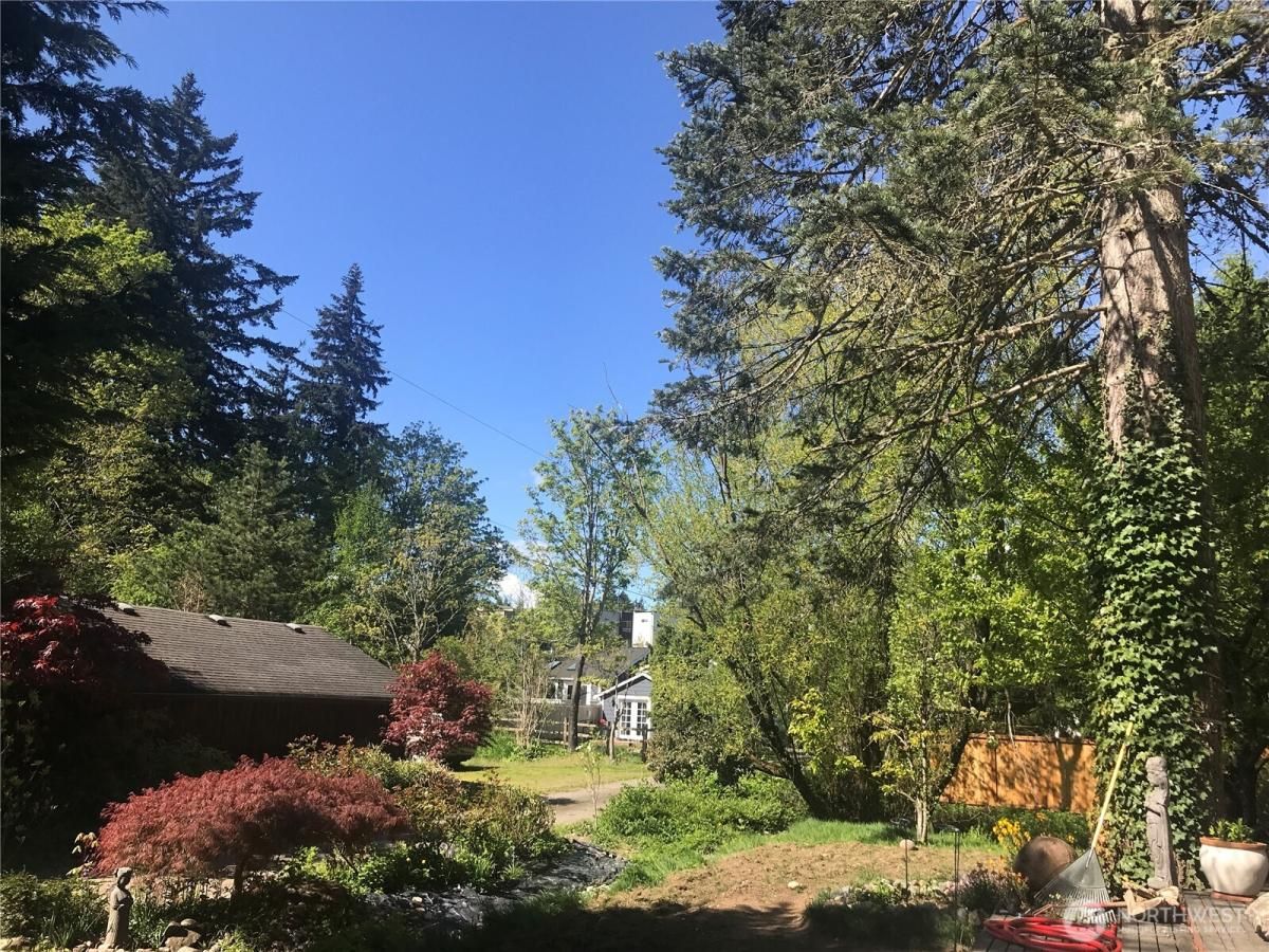 MLS #NWM2388586 image #0